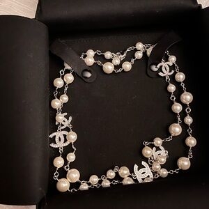 Chanel Fashion Jewelry Pearls